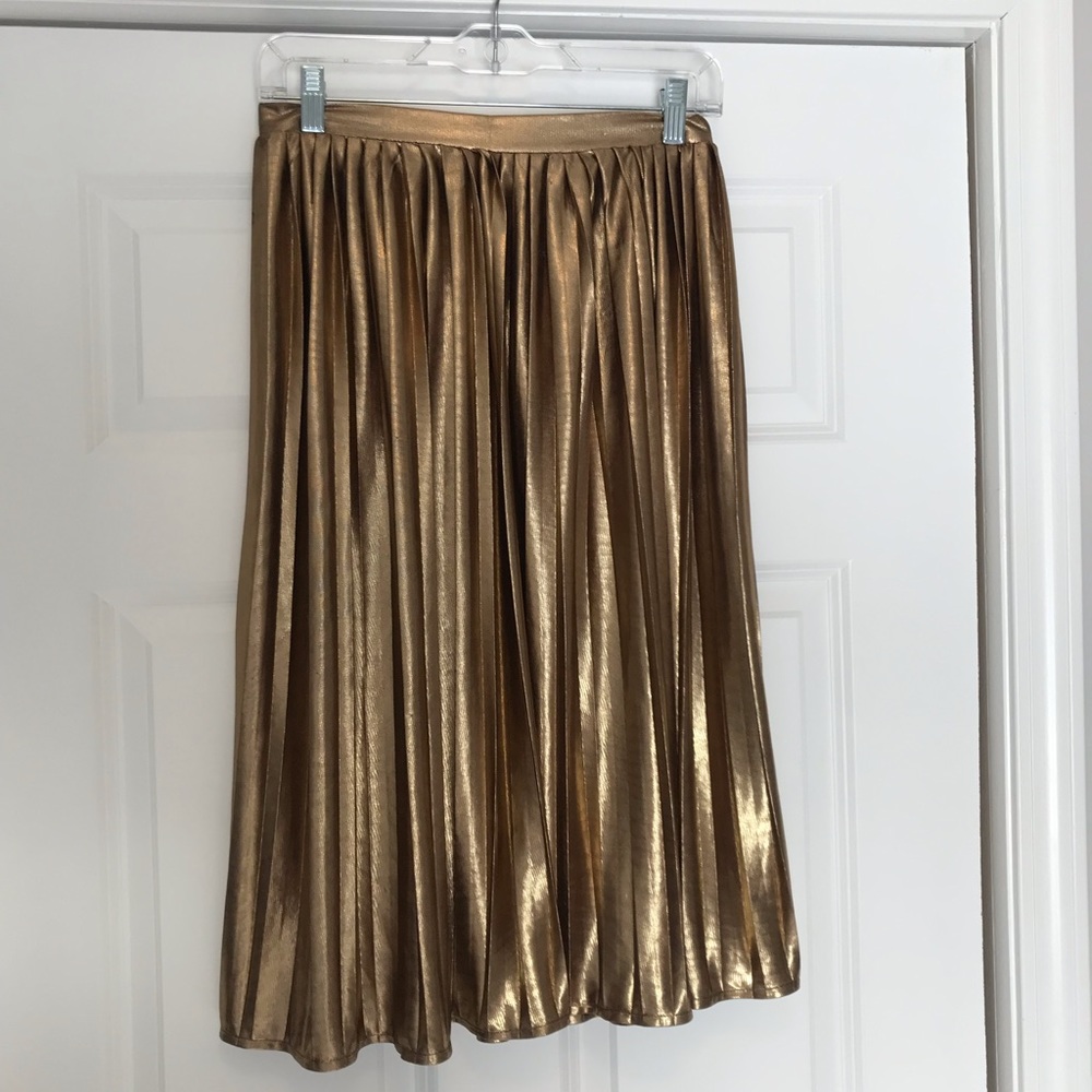 Gold pleated midi skirt